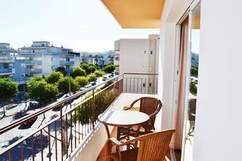 Avenida - Mc Ibiza-Stadt
