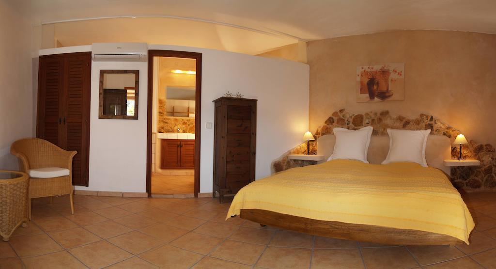 Finca La Colina Santa Eulalia del Río