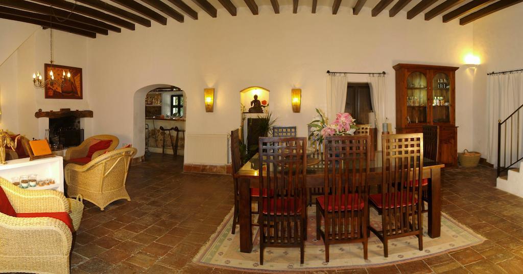 Finca La Colina Santa Eulalia del Río