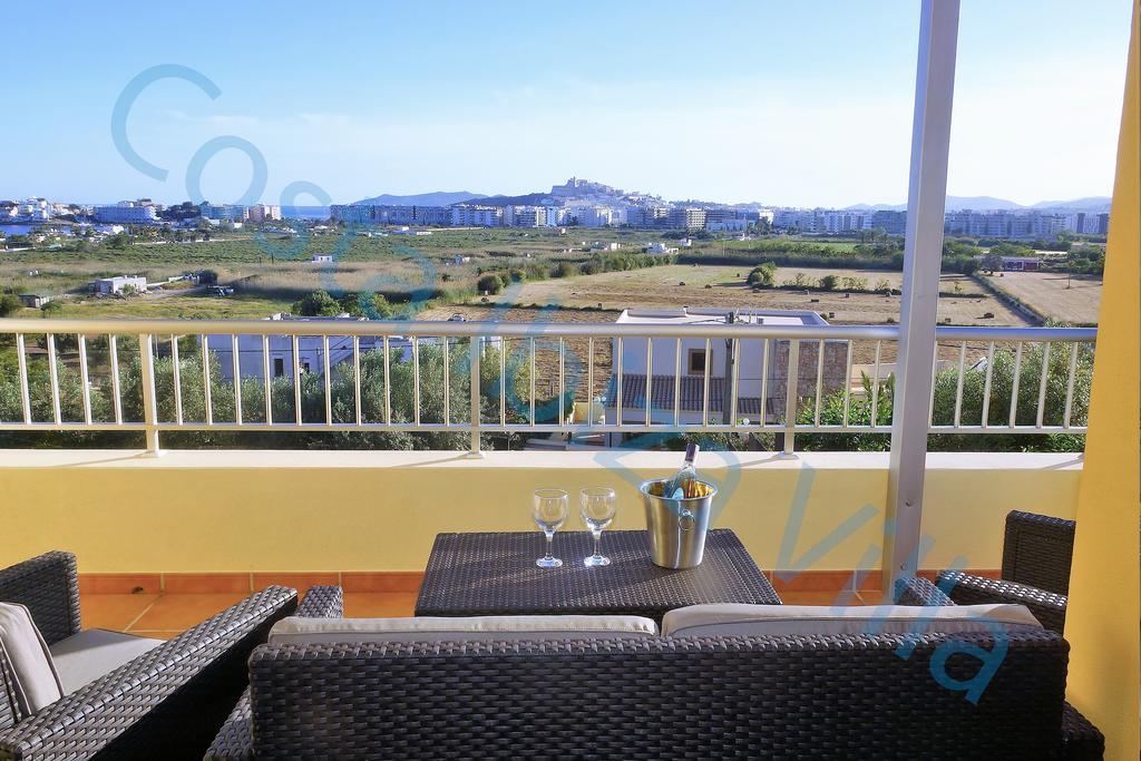 Costa Ibiza Alquiler Anual Talamanca (Ibiza)
