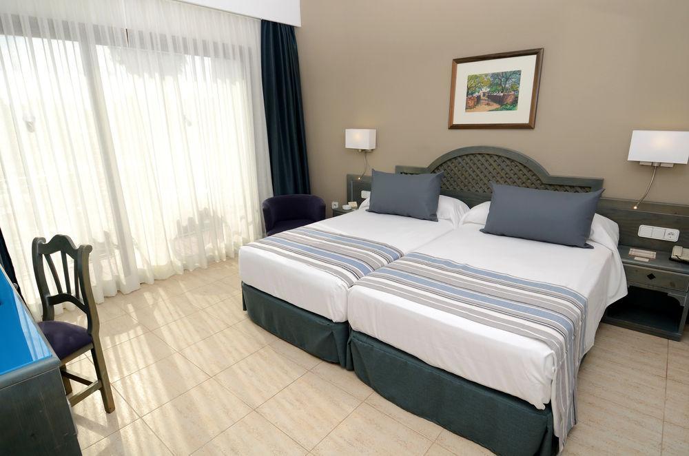 Hotel Catalonia Ses Estaques - Adults Only Santa Eulária des Riu