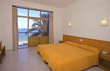 Hotel Riomar, Ibiza, A Tribute Portfolio