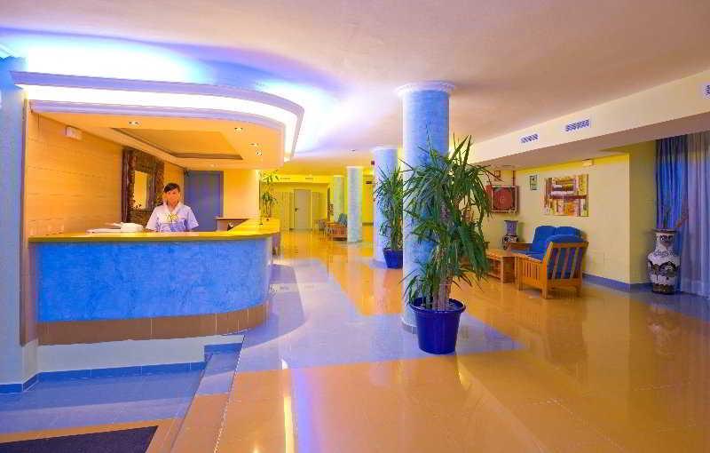 Aparthotel Vibra Tivoli 3*