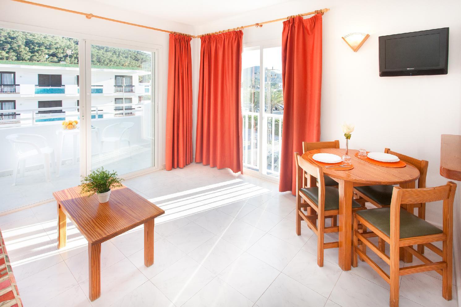 Typic Oasis Sa Tanca 2*
