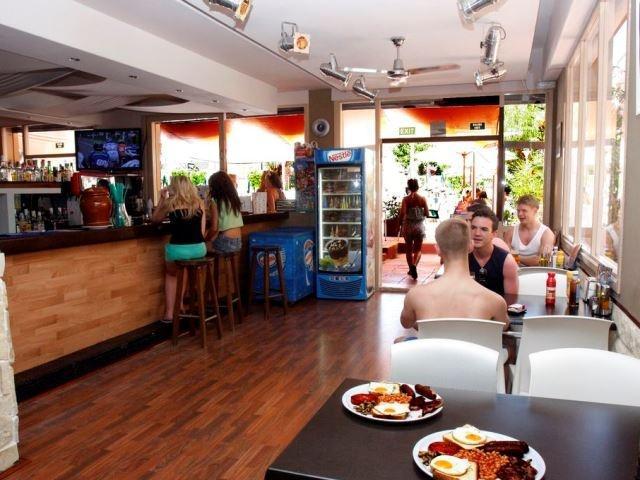 Azuline Sunshine (adults Only) Aparthotel San Antonio (Ibiza)