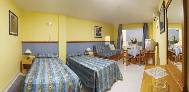 Vibra Tropical Garden Apartment Figueretas