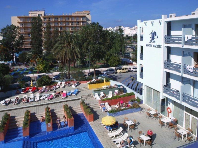 Azuline Pacific Hotel 3*