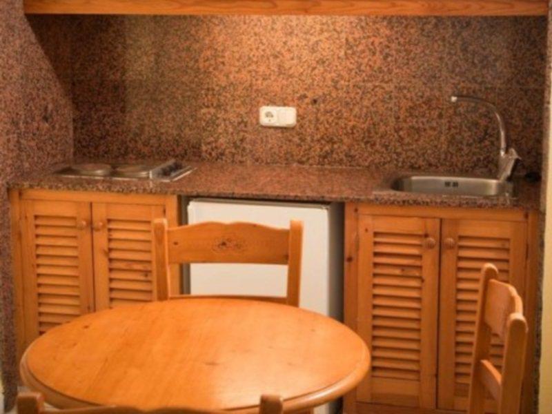 Atzaro Apartment *