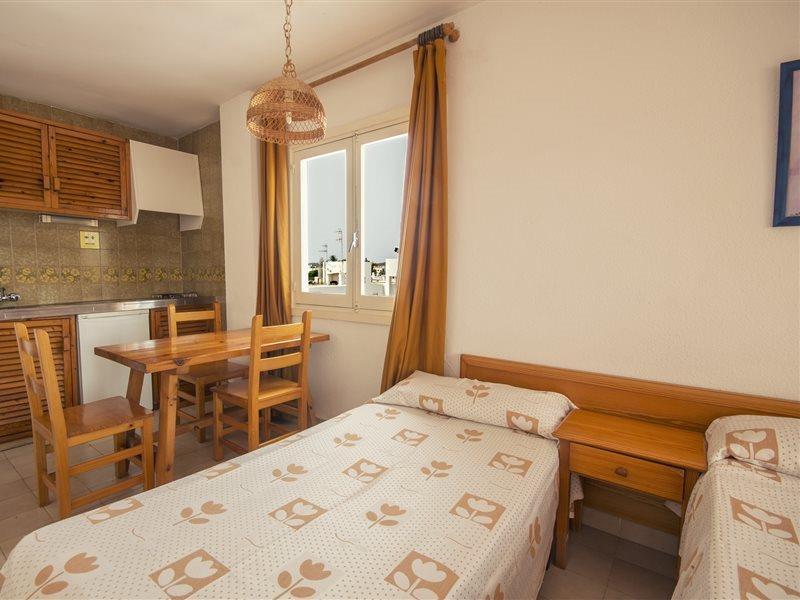 Azuline Sunshine (adults Only) Aparthotel 2*