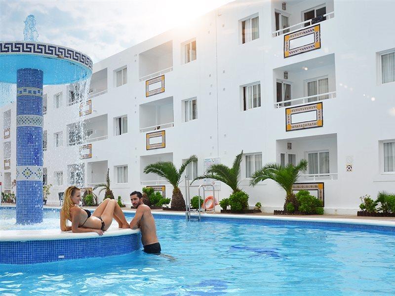 Vibra Tropical Garden Apartment