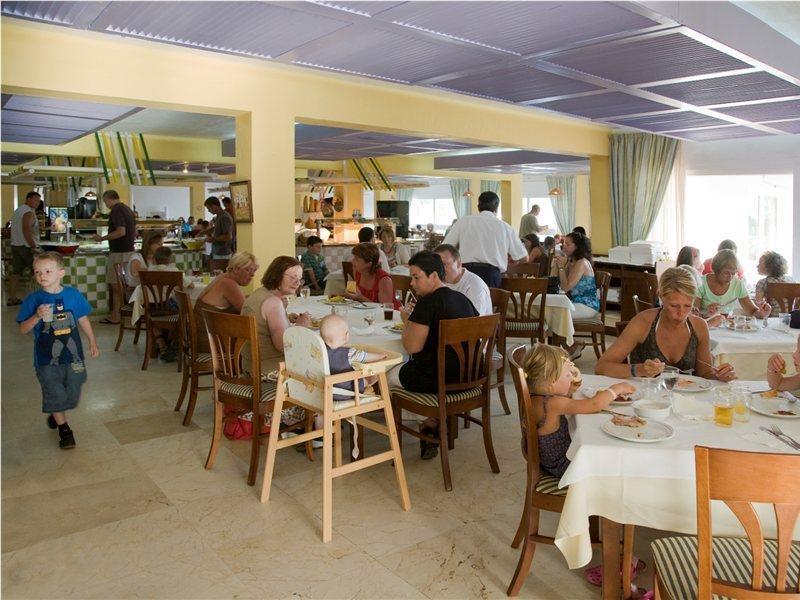 Cala Llenya Ibiza Hotel 4*