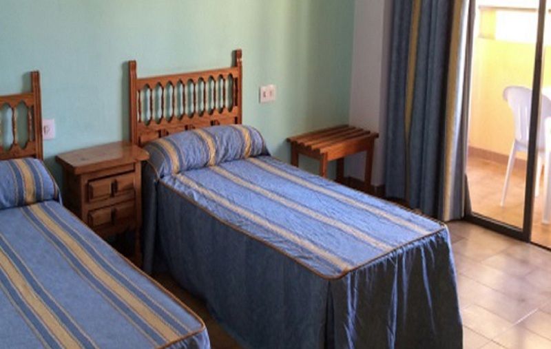 Hostel Amistat Island Hostel Ibiza - Albergue Juvenil