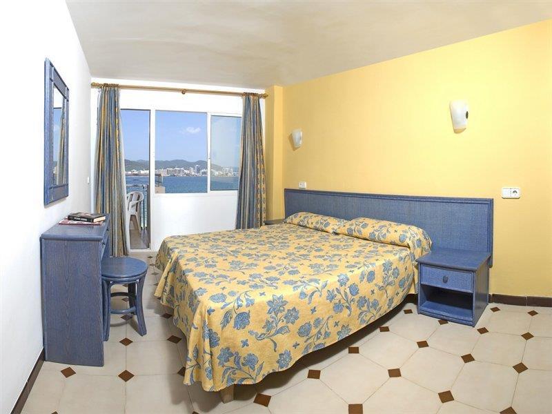 Playa Bella Apartahotel 3*