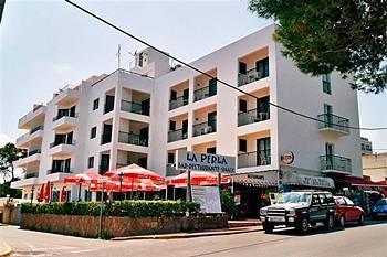 La Perla Aparthotel Es Cana