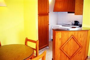 Regina Park Apartment *