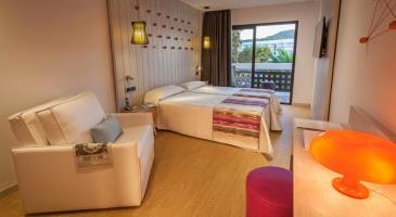 Hotel Fiesta Club Palm Beach
