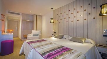 Fiesta Club Palm Beach Hotel