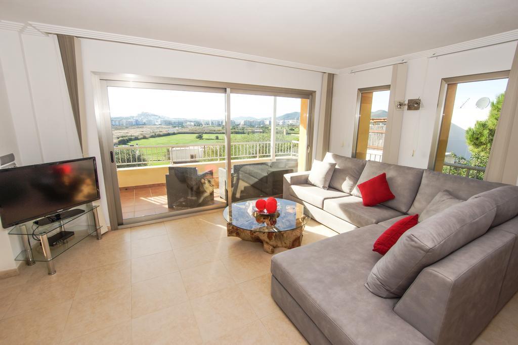 Villa Costa Ibiza Alquiler Anual Talamanca (Ibiza)
