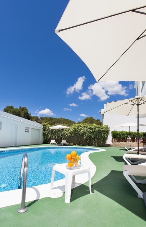 Sofia Es Canar (Ibiza)