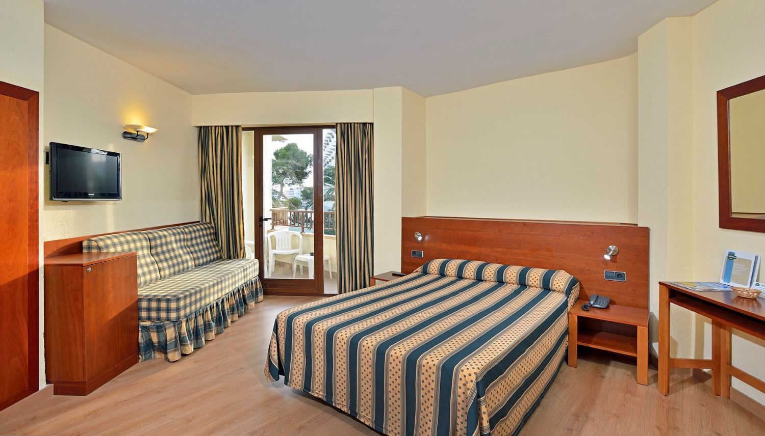 Leonardo Royal Ibiza Santa Eulalia 4*