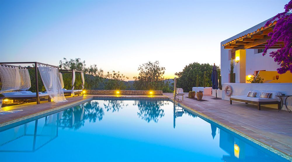 Pere Lifestyle & Hotel 4*
