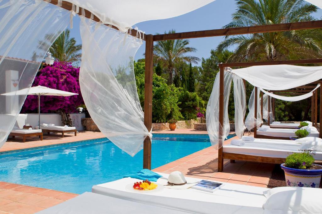 Pere Lifestyle & Hotel 4*