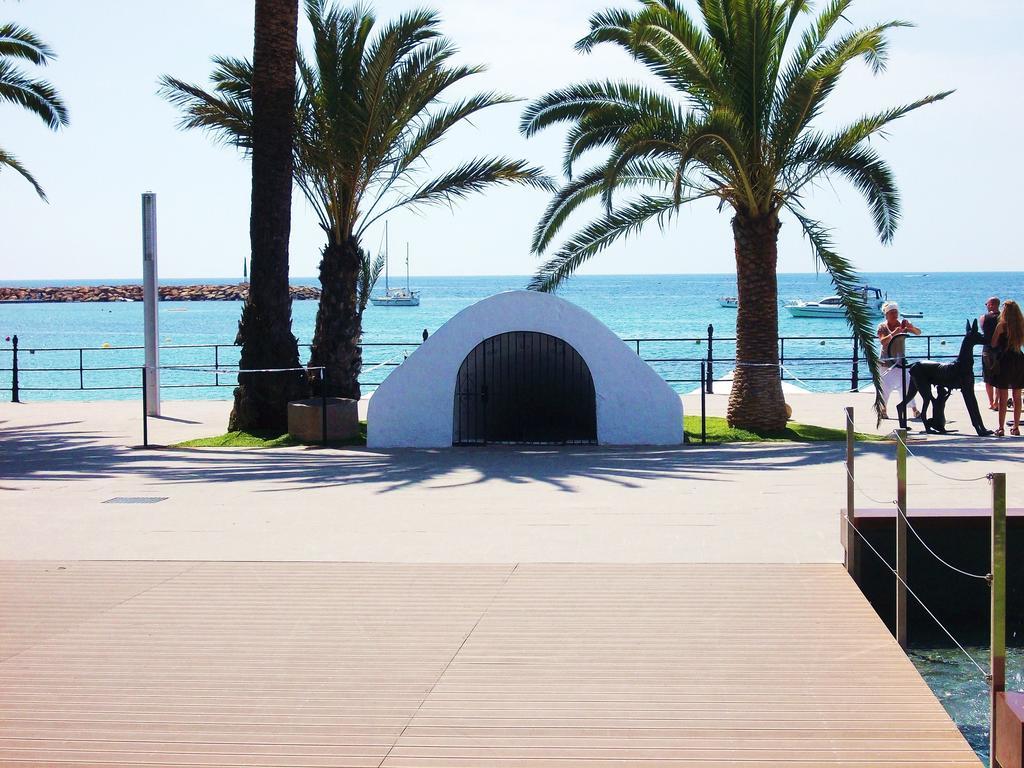 Rey Santa Eularia des Riu