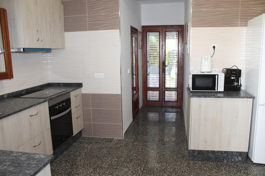 Mossenyer Villa *