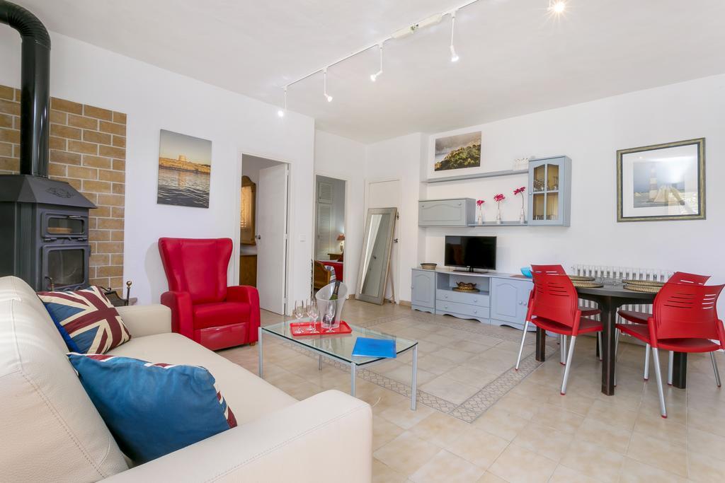 Felisa Apartment *