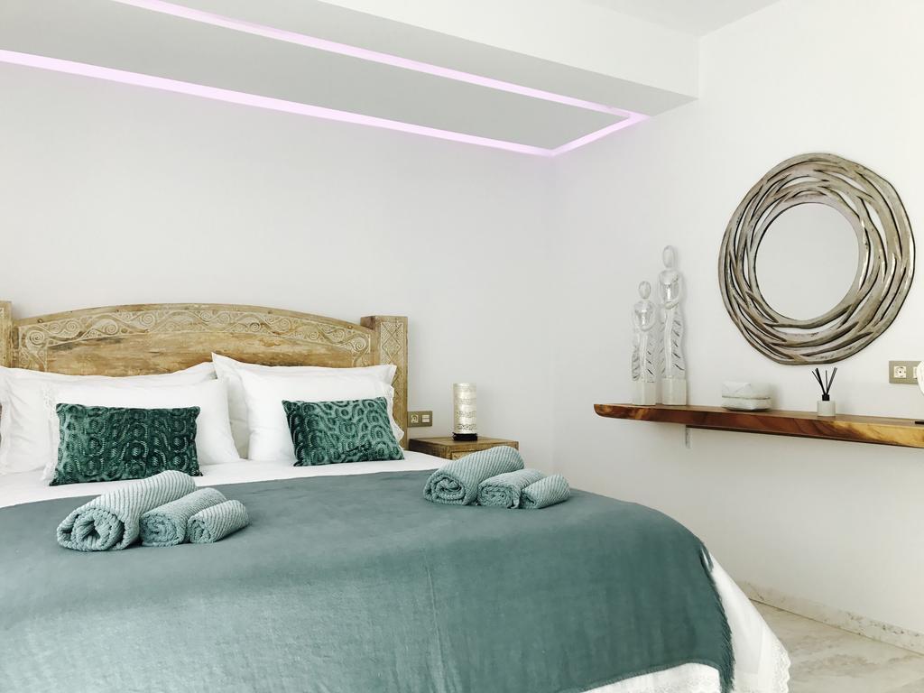 Royal Apartment *