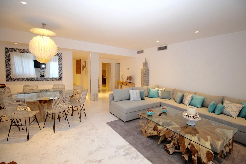 Royal Apartment