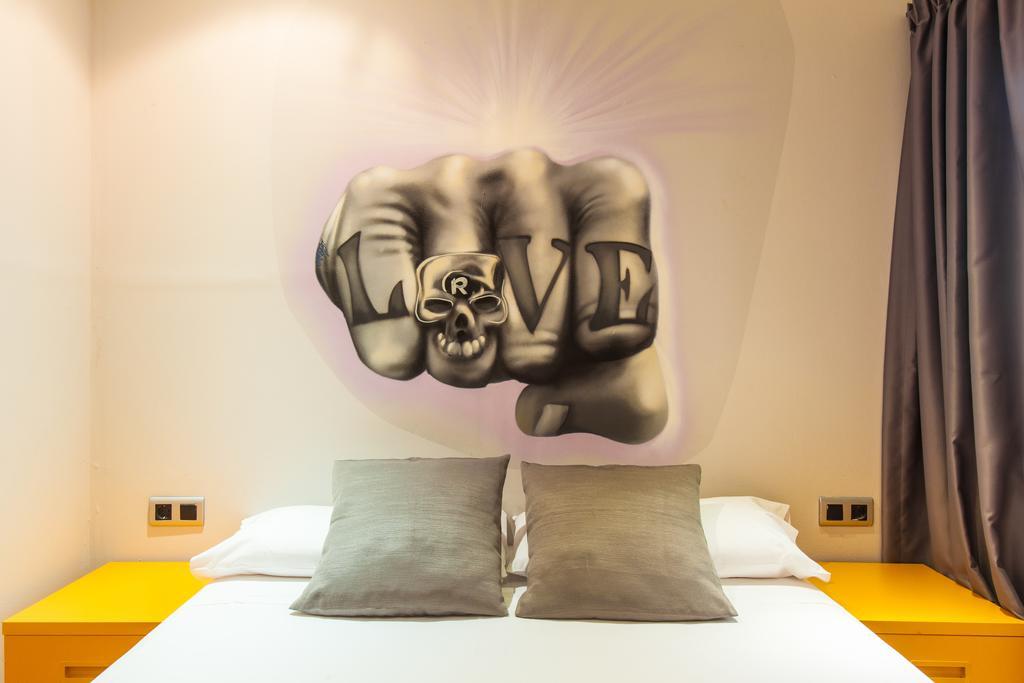 Ten Hostel Albergue