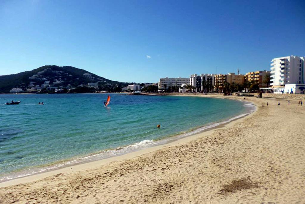Yebisah Gasthuis Santa Eularia des Riu