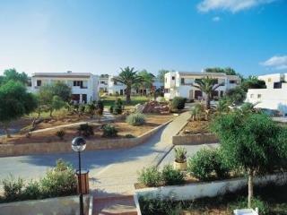 Club Calimera Delfin Playa Cala Tarida (Ibiza)