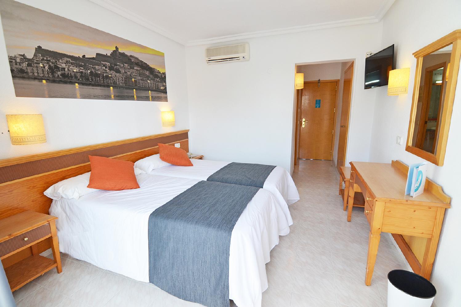 Vibra Mare Nostrum Hotel 3*