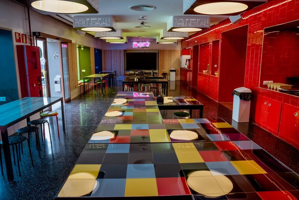 Amistat Island Hostel Ibiza - Albergue Juvenil San Antonio (Ibiza)