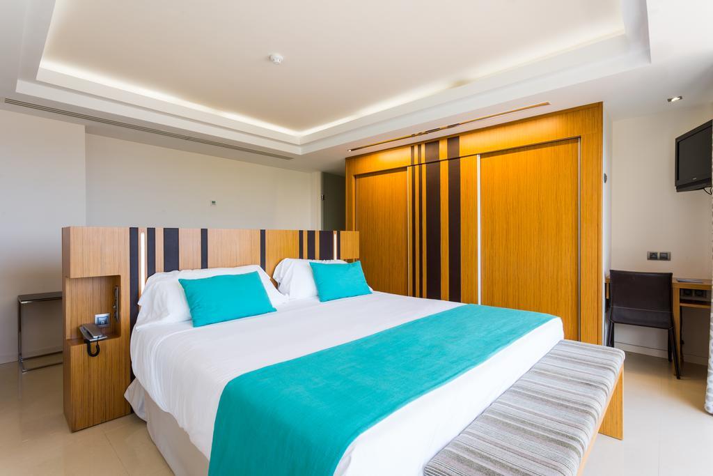 Hotel The Ibiza Twiins - 4* Sup Playa d'en Bossa