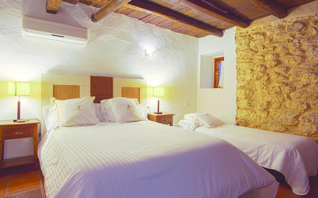 Pere Lifestyle & Hotel 4*