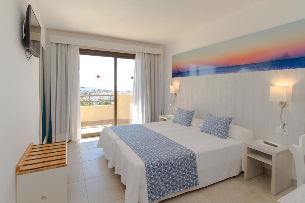 Hotel Club Bossa 3*
