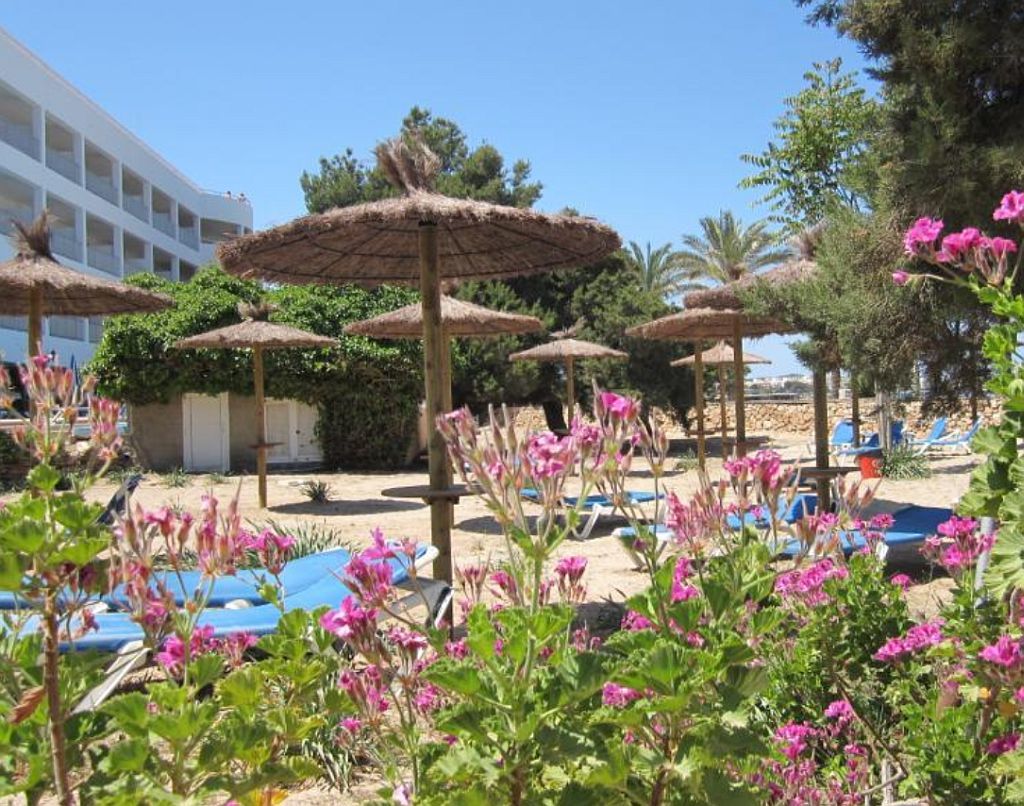 Ses Savines Hotel