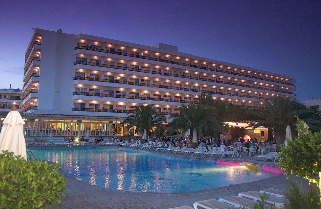 Hotel Caribe Es Canar (Ibiza)