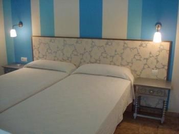 Hotel C'an Jurat 2*