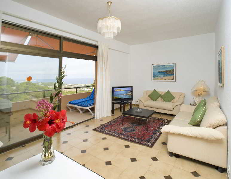 Aparthotel Casa Victoria 4*