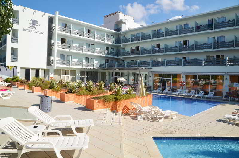 Azuline Pacific Hotel 3*