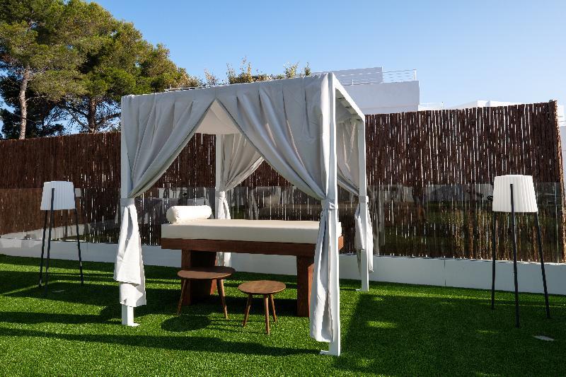 Hotel Paradise (adults Only)