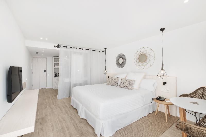 Paradise (adults Only) 5* Portinatx