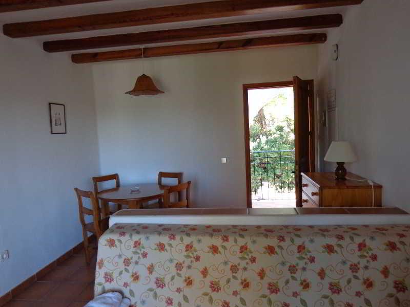 Benet Pinares Hotel Santa Eularia des Riu