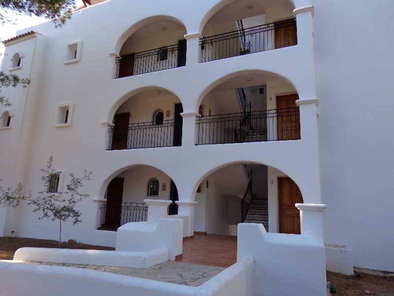 Benet Pinares 3*