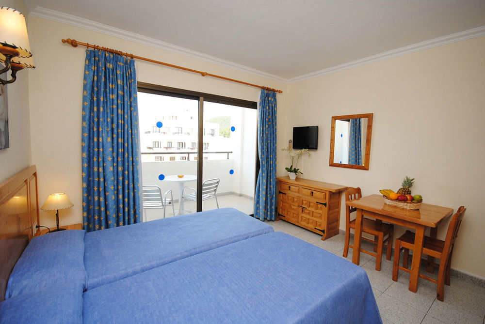 Casa Luis Aparthotel 4*