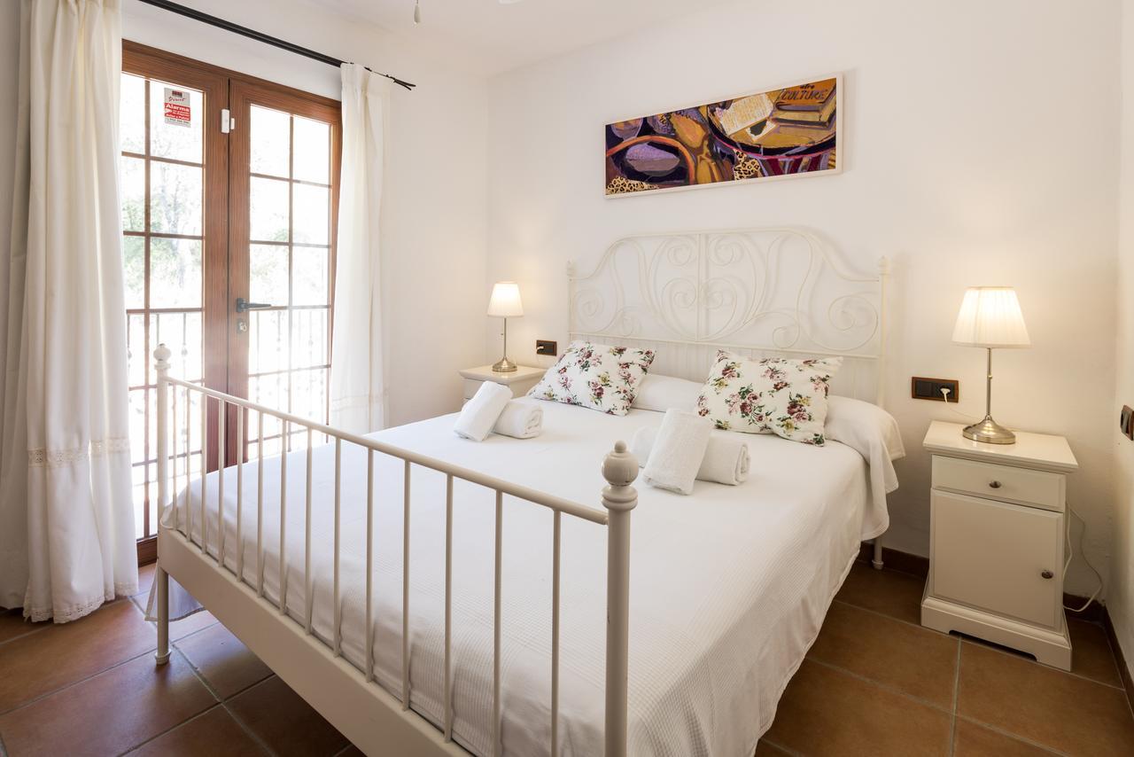 Senora Villa San Antonio (Ibiza)
